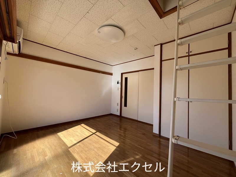 ベルエアー ロフト付きのお部屋です。