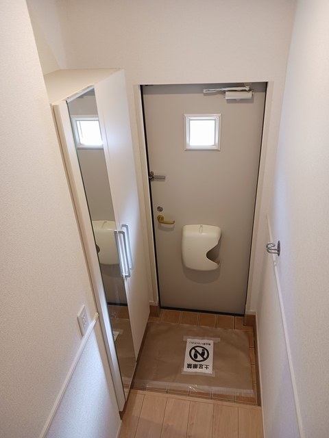 グローヴ 玄関