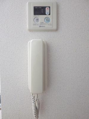 ハイム都Ⅲ インターホンもあるので玄関を開ける前に確認できます！