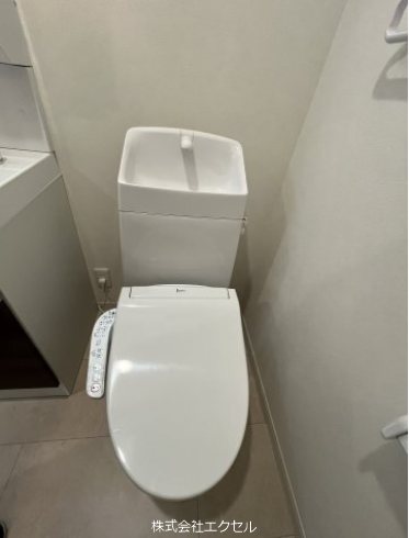 ディーアパートメント2 温水洗浄便座完備です。