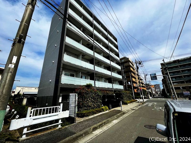 八王子駅徒歩6分で通勤通学便利です。