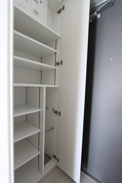イアース八王子 シューズボックス完備です。(同建物の別部屋の写真)