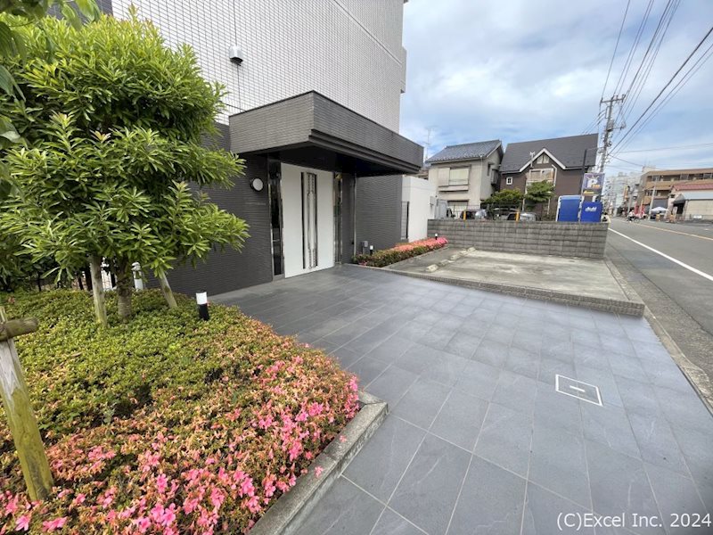 イアース八王子 敷地内駐車場