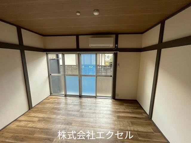 奥富ハイツ エアコン付きです。