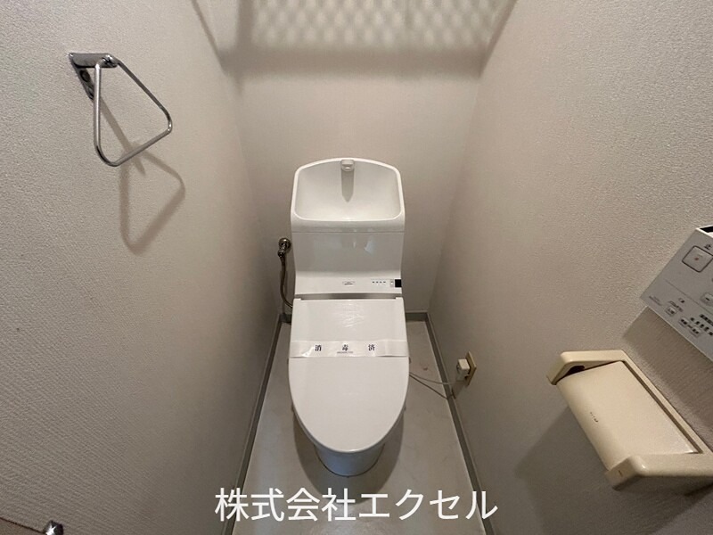 日興パレス昭島 温水便座付きです。