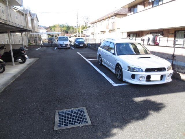 オリエンス２ 敷地内駐車場完備♪