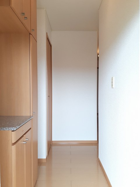フォレスト　ヒル　宇津木 玄関