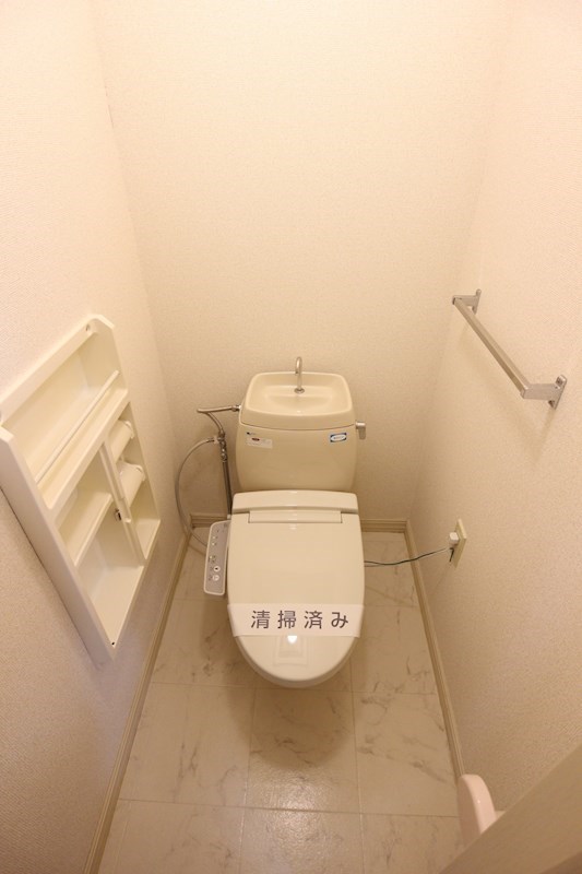 ウインズB トイレ