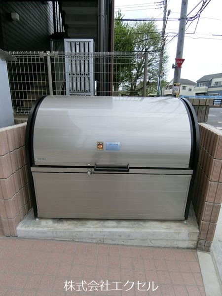 リブリACE2 敷地内、ごみ置き場がございます。