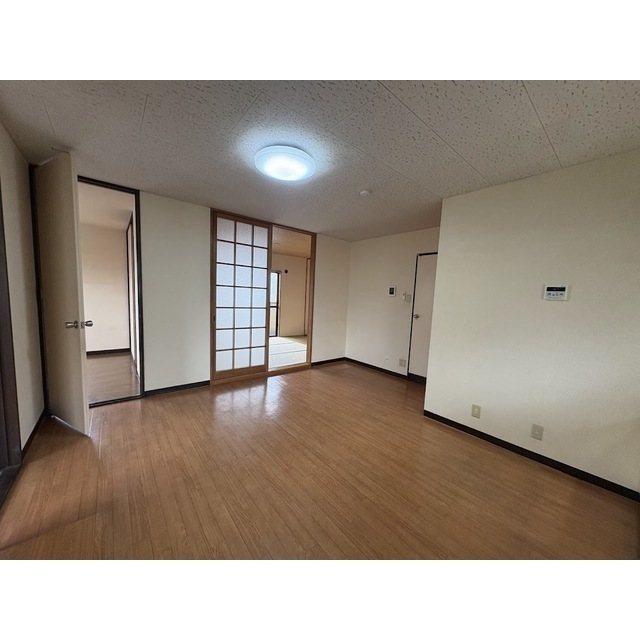 スカイパレス西平山 エアコン完備で年中快適にお過ごしいただけます。