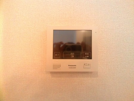 アストンパーク 安心のＴＶ付きドアホンです。（同タイプイメージです。）
