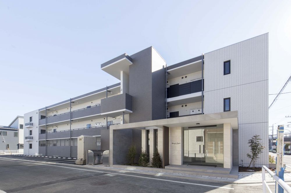 日野駅徒歩圏内で通勤通学便利です。